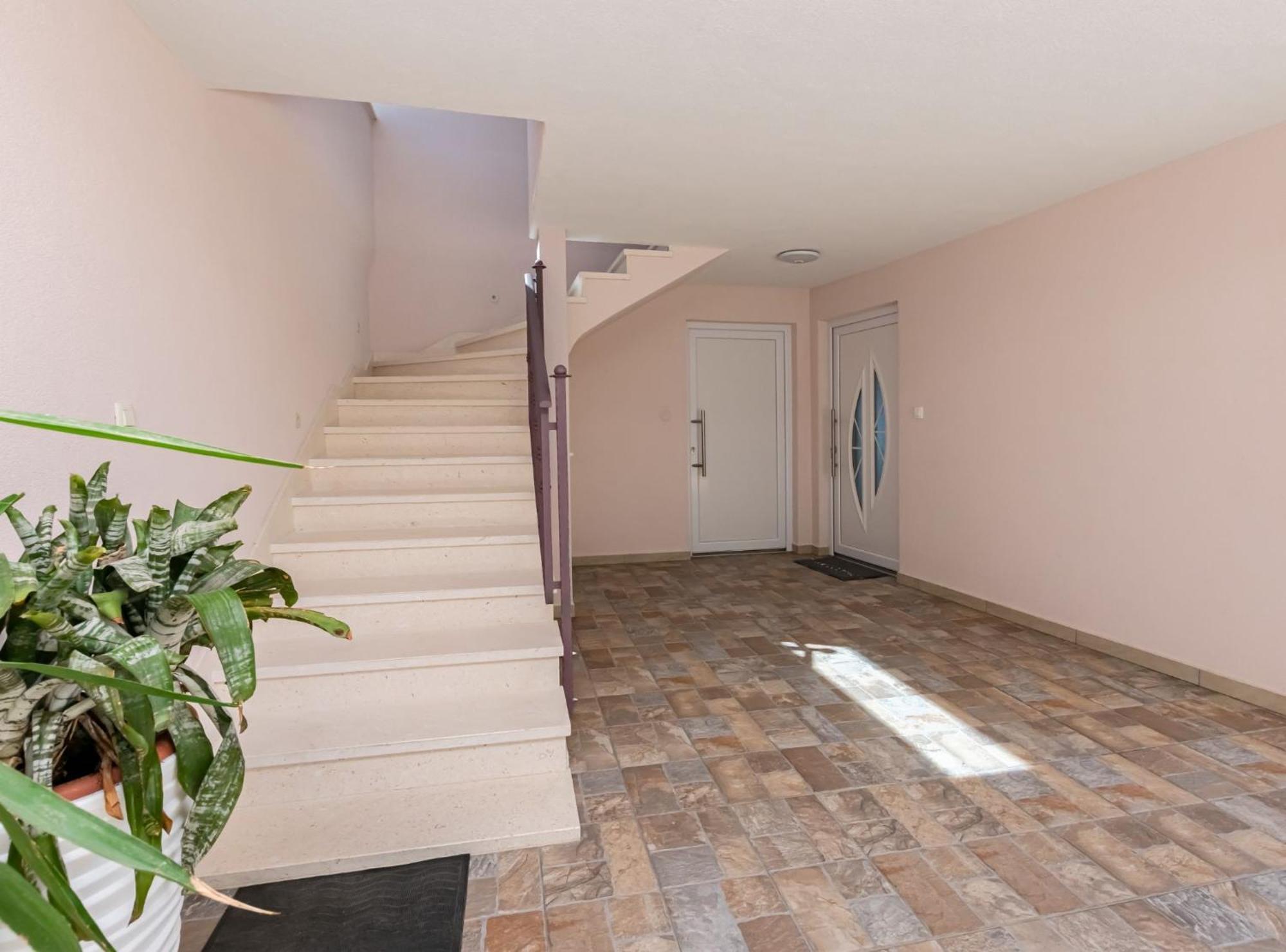 Apartments Hope Dugi Rat Exterior foto